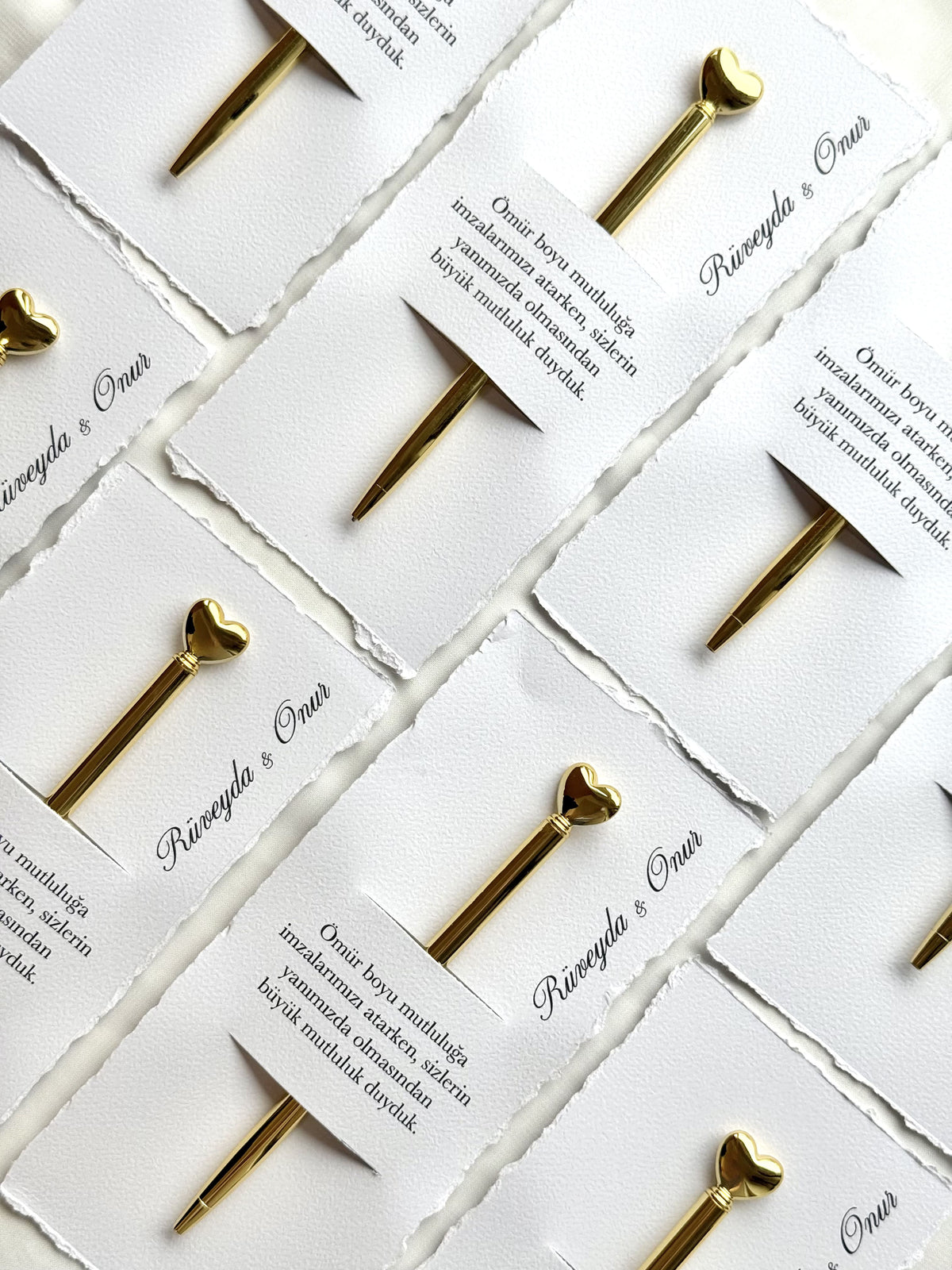 Stift-Gastgeschenk mit personalisierter Karte | Herz Gold